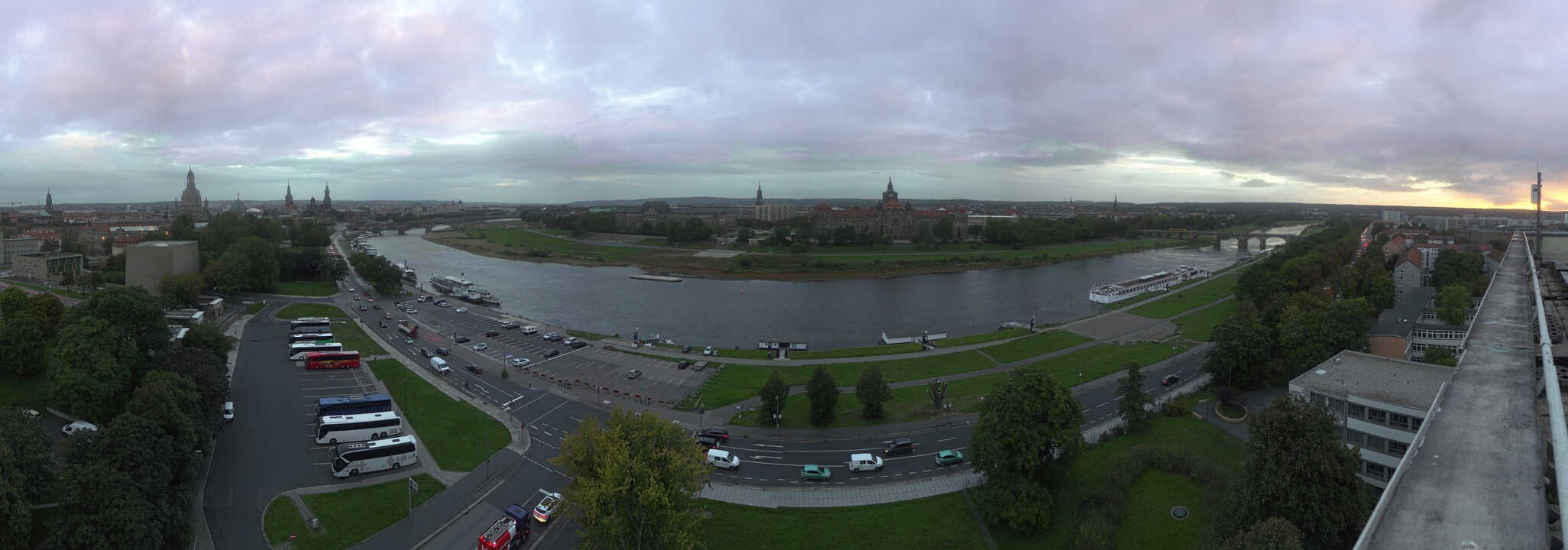 Archiv Foto Webcam Dresden - Elbpanorama