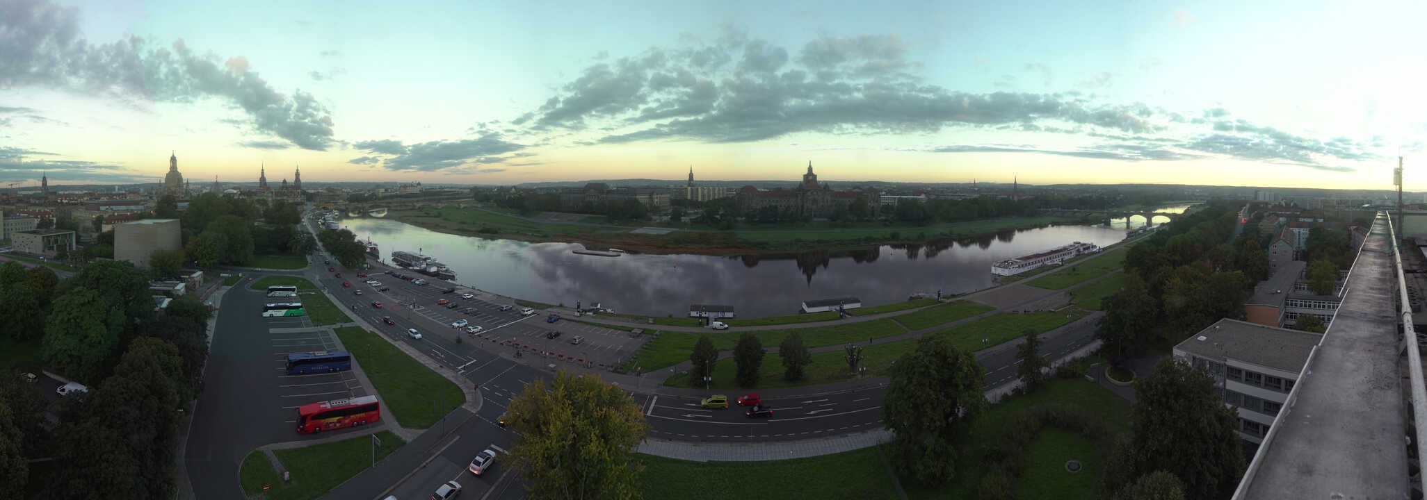 Archiv Foto Webcam Dresden - Elbpanorama