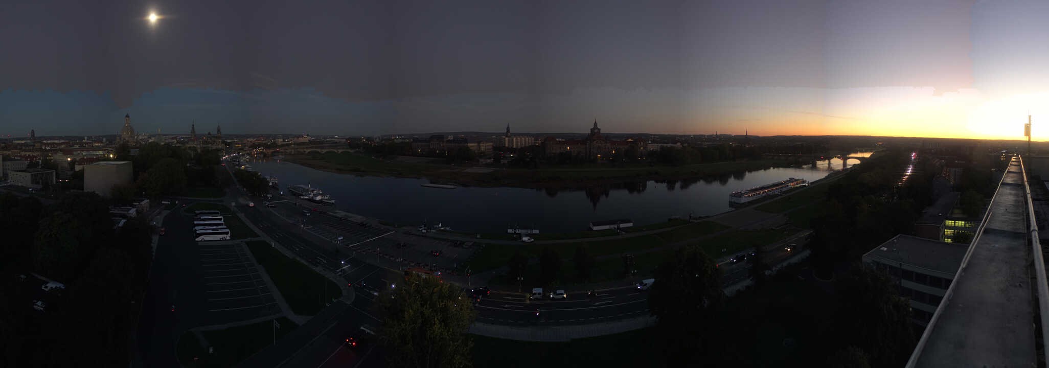 Archiv Foto Webcam Dresden - Elbpanorama