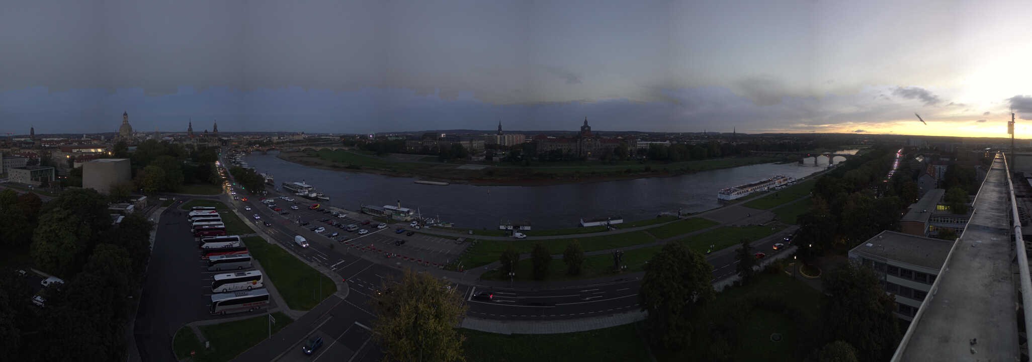 Archiv Foto Webcam Dresden - Elbpanorama