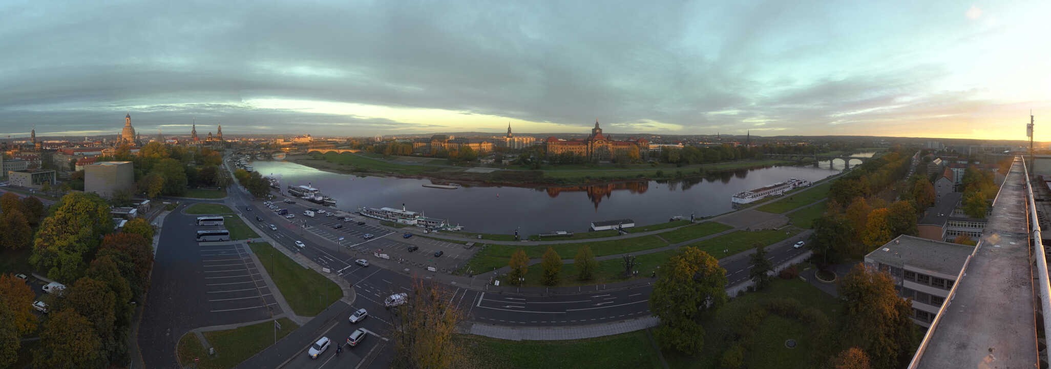 Archiv Foto Webcam Dresden - Elbpanorama