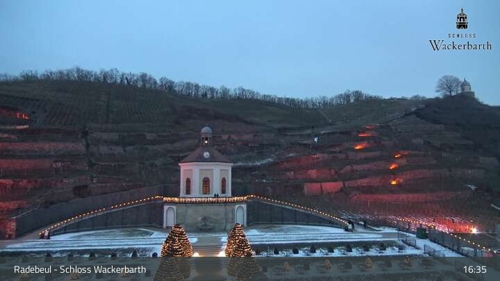 Archiv Foto Webcam Radebeul - Schloss Wackerbarth