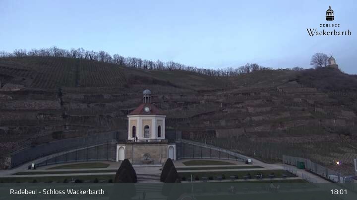Archived image Webcam Radebeul - Wackerbarth Castle