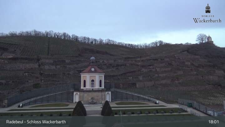 Archived image Webcam Radebeul - Wackerbarth Castle