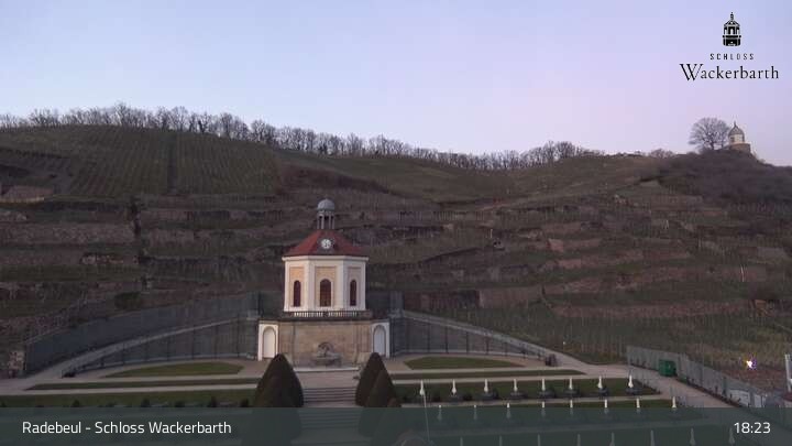 Archived image Webcam Radebeul - Wackerbarth Castle