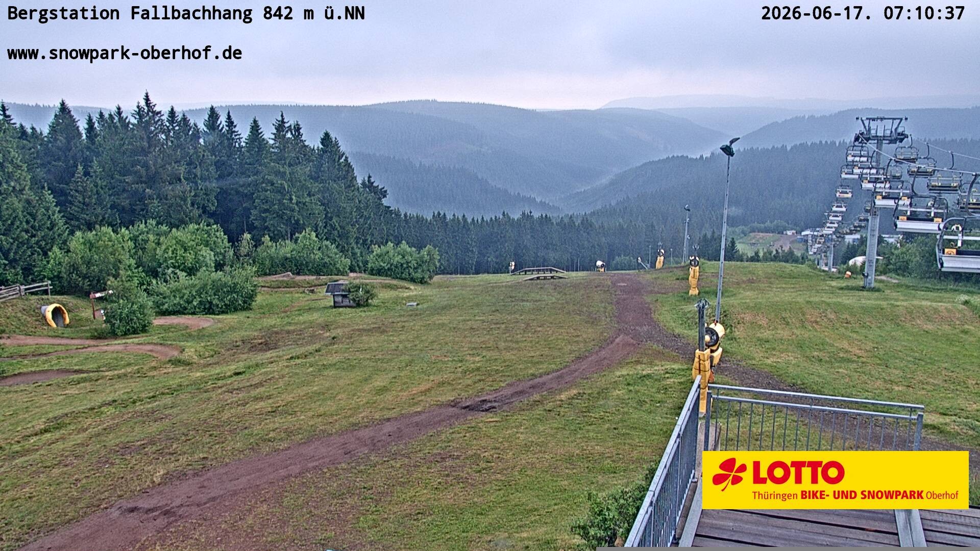 Archived image Webcam Oberhof: Chair Lift Fallbachhang