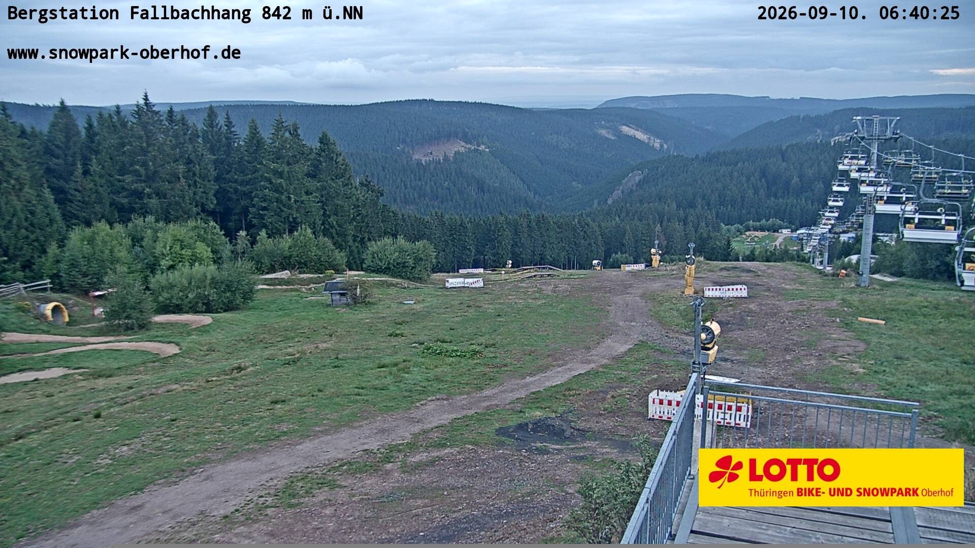 Archived image Webcam Oberhof: Chair Lift Fallbachhang