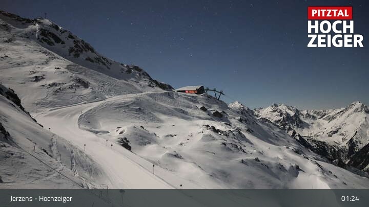 Archiv Foto Webcam Bergstation Hochzeiger im Pitztal
