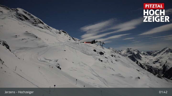 Archiv Foto Webcam Bergstation Hochzeiger im Pitztal