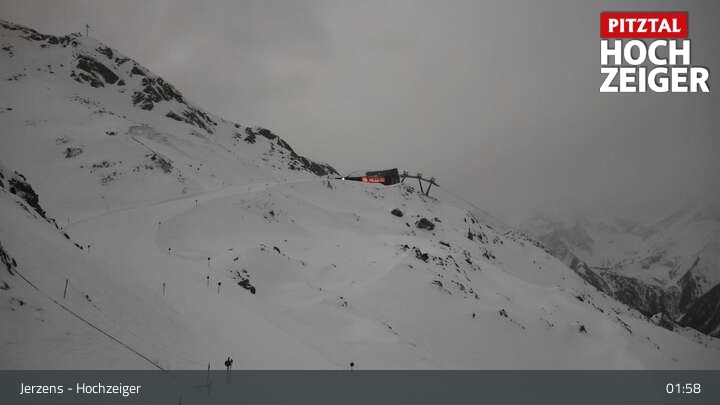 Archiv Foto Webcam Bergstation Hochzeiger im Pitztal