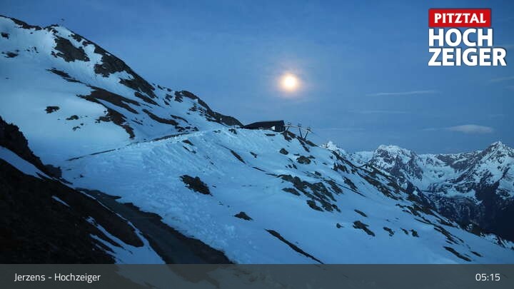 Archiv Foto Webcam Bergstation Hochzeiger im Pitztal