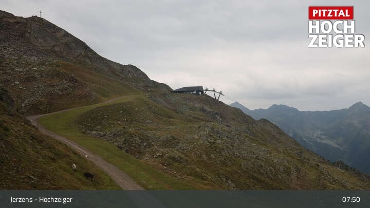 Archiv Foto Webcam Bergstation Hochzeiger im Pitztal