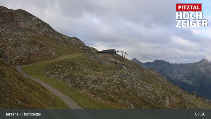 Archived image Webcam Pitztal - Hochzeiger Top station