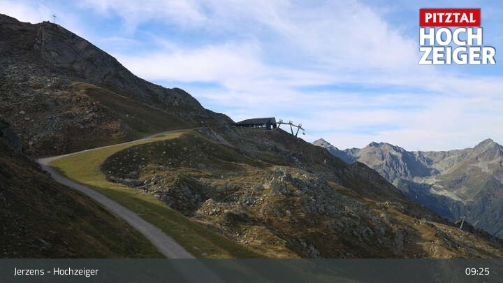 Archiv Foto Webcam Bergstation Hochzeiger im Pitztal