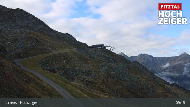 Archiv Foto Webcam Bergstation Hochzeiger im Pitztal