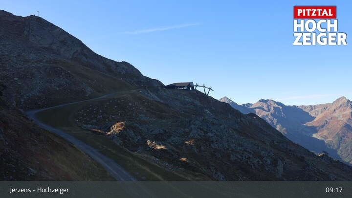 Archiv Foto Webcam Bergstation Hochzeiger im Pitztal