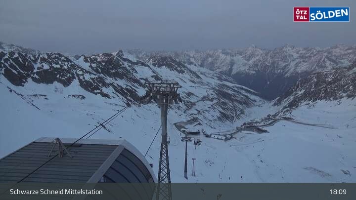 Archiv Foto Webcam Sölden - Gondelbahn Schwarze Schneid
