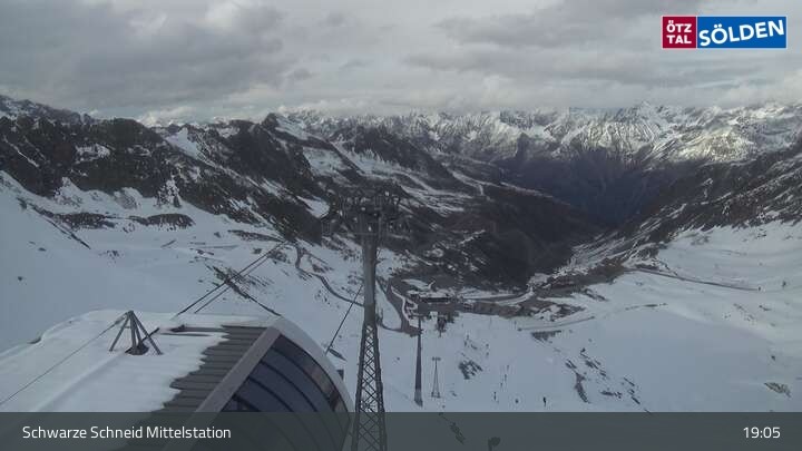 Archiv Foto Webcam Sölden - Gondelbahn Schwarze Schneid