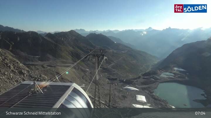 Archived image Webcam Sölden - Schwarze Schneid Cable Car