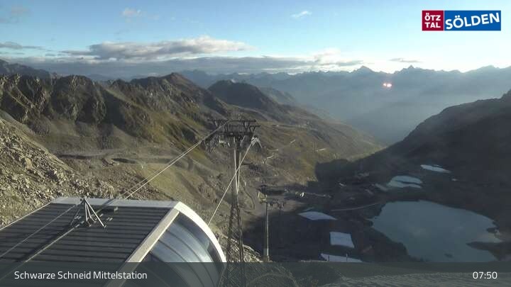 Archived image Webcam Sölden - Schwarze Schneid Cable Car
