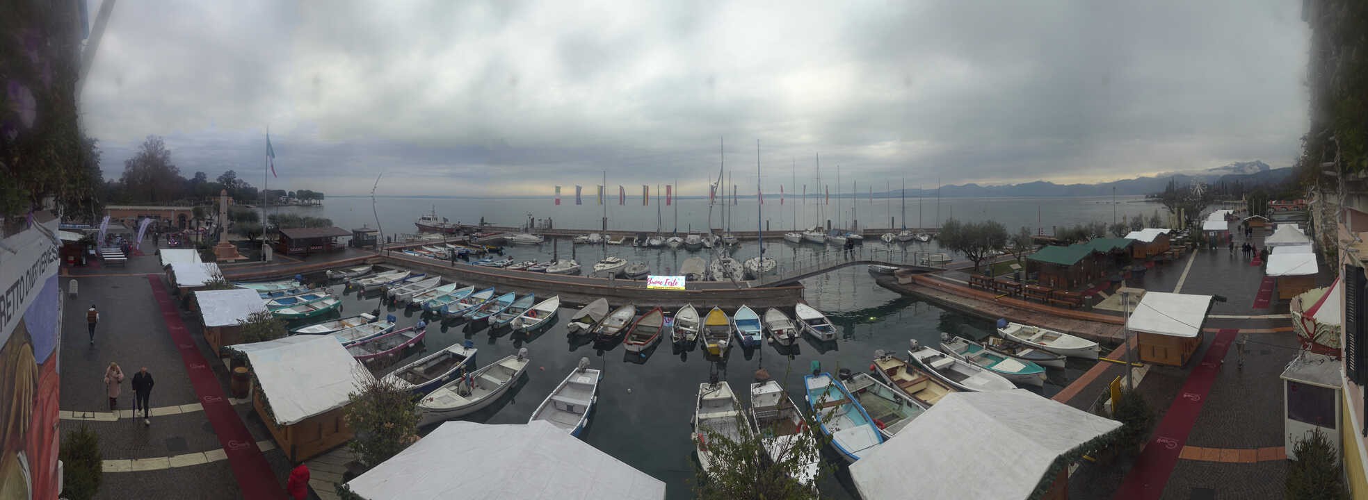 Archiv Foto Webcam Gardasee - Bardolino Hafen