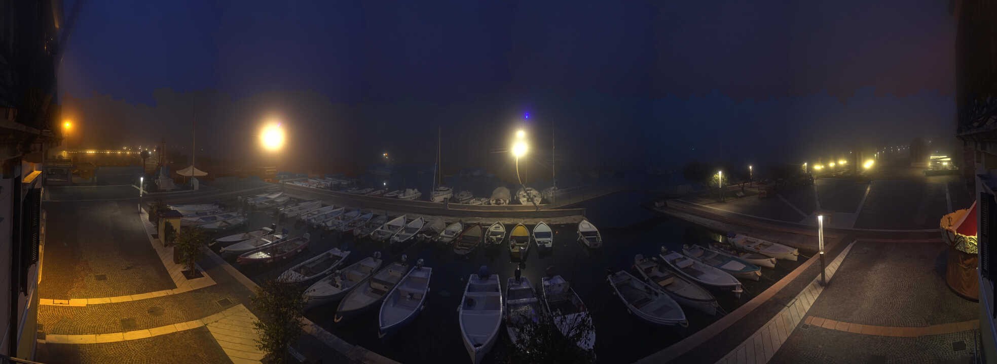 Archiv Foto Webcam Gardasee - Bardolino Hafen