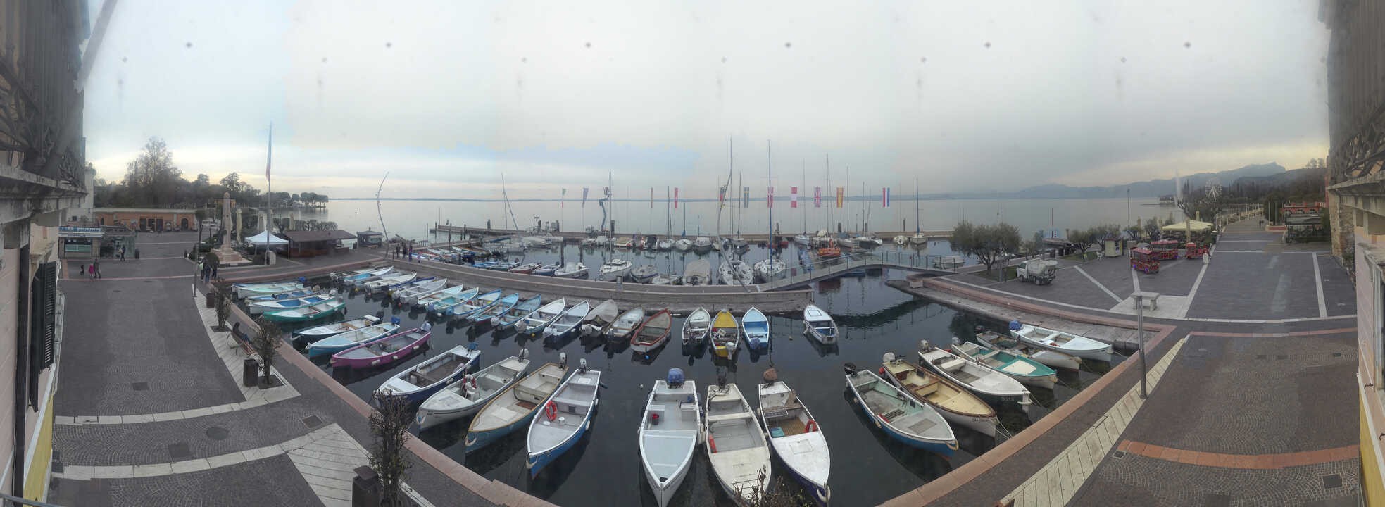 Archived image Webcam Lago di Garda - Harbour of Bardolino