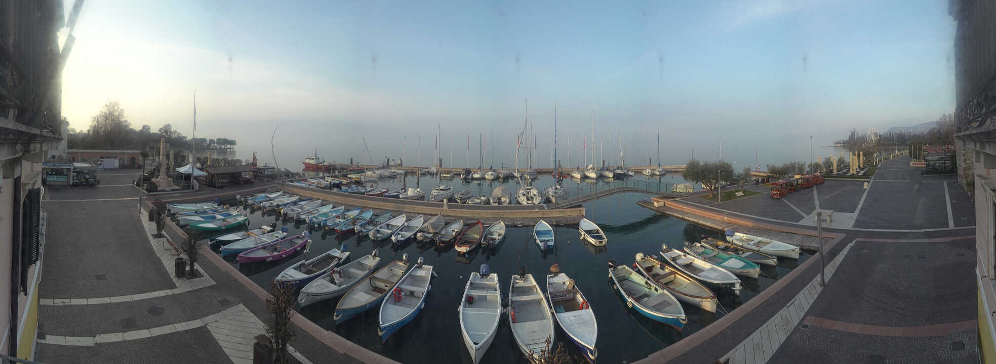 Archived image Webcam Lago di Garda - Harbour of Bardolino