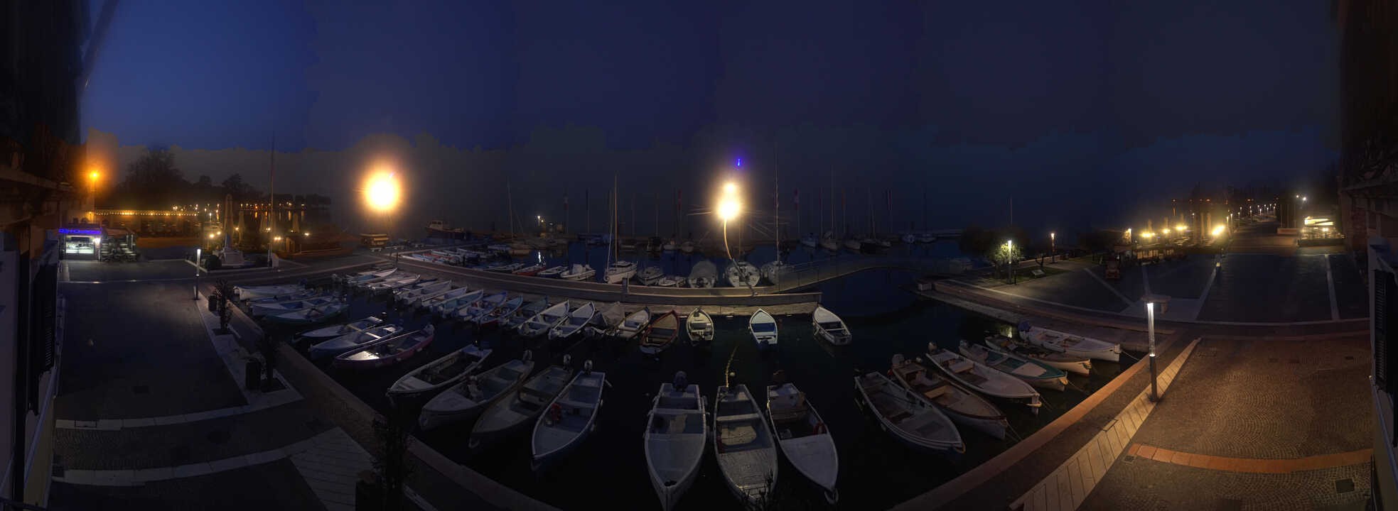 Archived image Webcam Lago di Garda - Harbour of Bardolino
