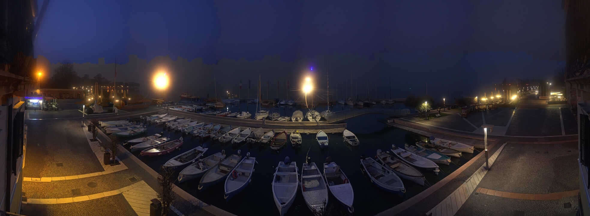 Archiv Foto Webcam Gardasee - Bardolino Hafen
