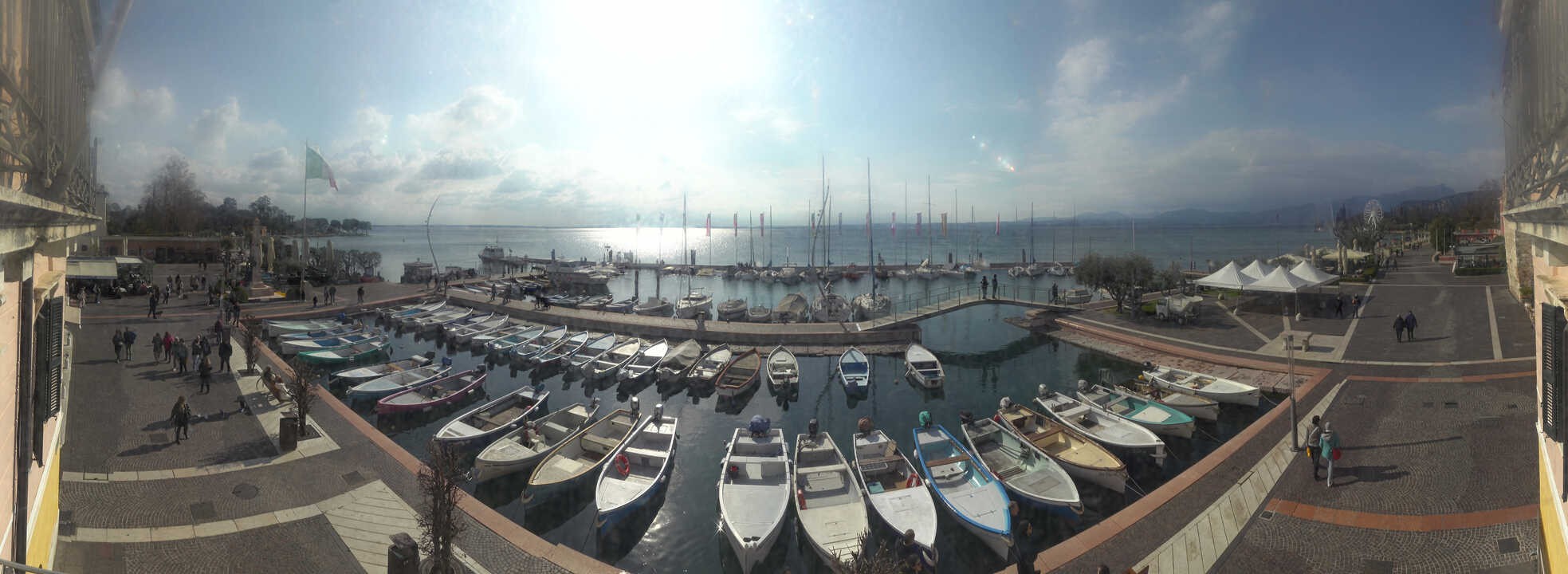 Archiv Foto Webcam Gardasee - Bardolino Hafen