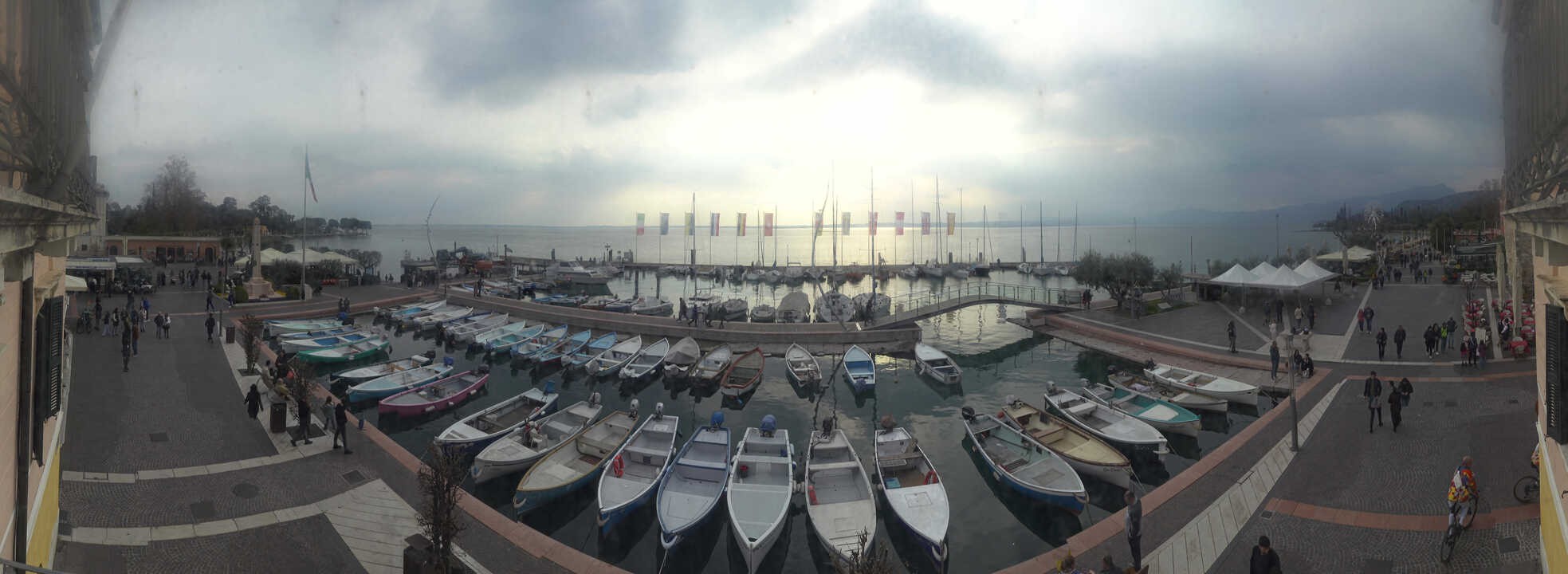 Archived image Webcam Lago di Garda - Harbour of Bardolino