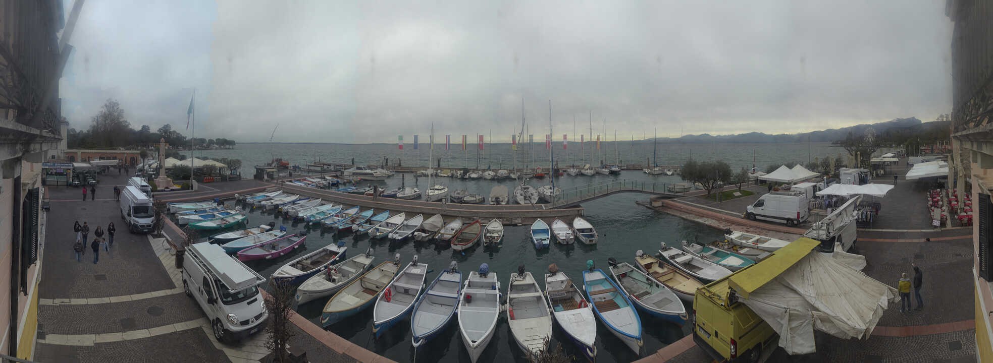 Archiv Foto Webcam Gardasee - Bardolino Hafen
