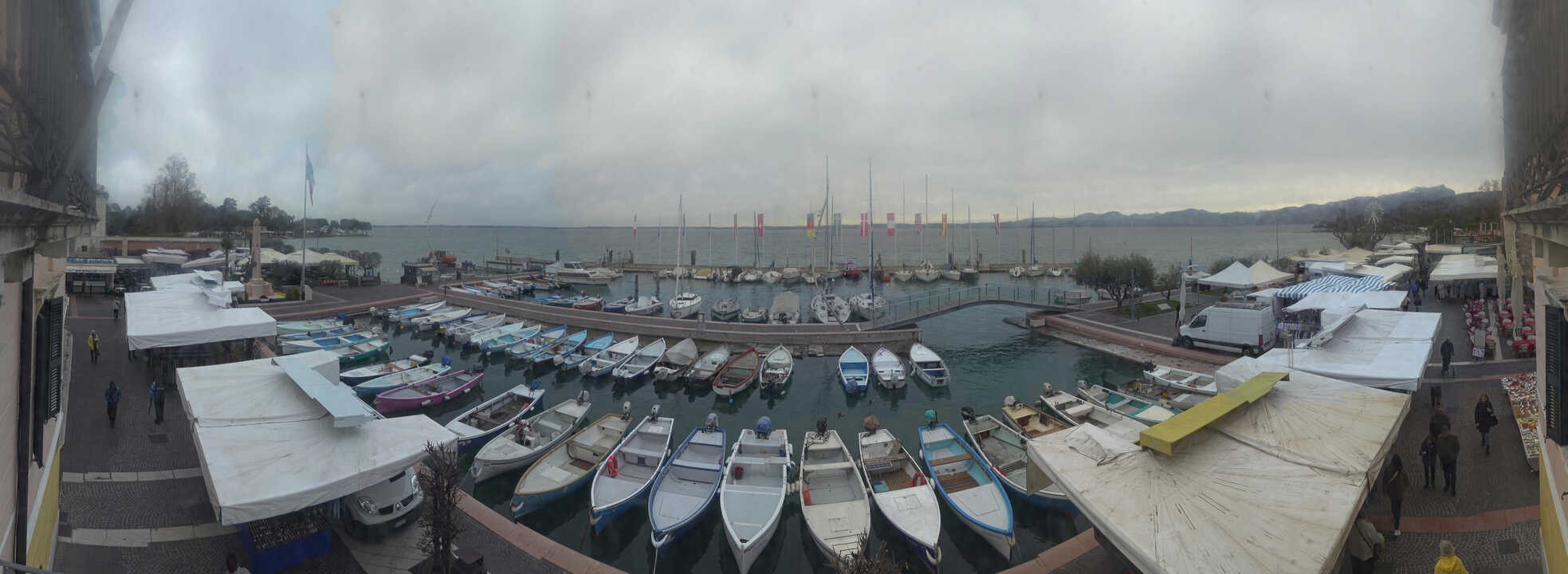 Archiv Foto Webcam Gardasee - Bardolino Hafen