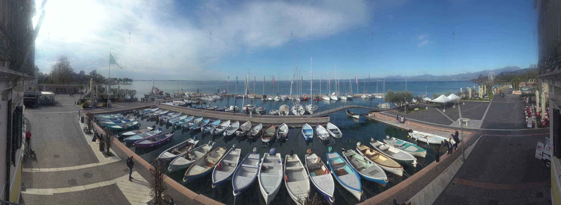 Archiv Foto Webcam Gardasee - Bardolino Hafen