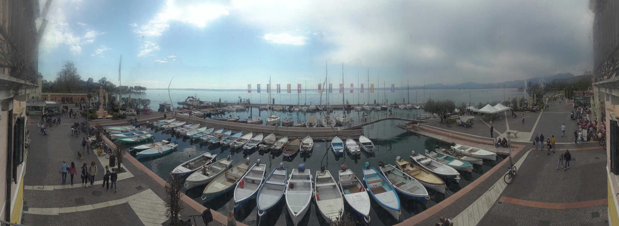 Archiv Foto Webcam Gardasee - Bardolino Hafen