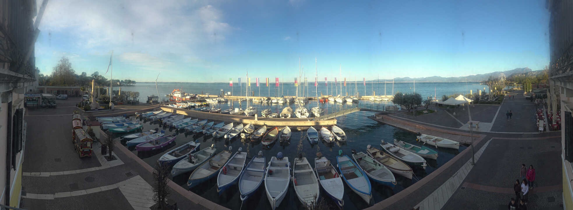 Archiv Foto Webcam Gardasee - Bardolino Hafen