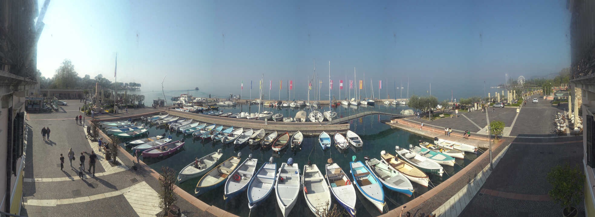 Archiv Foto Webcam Gardasee - Bardolino Hafen