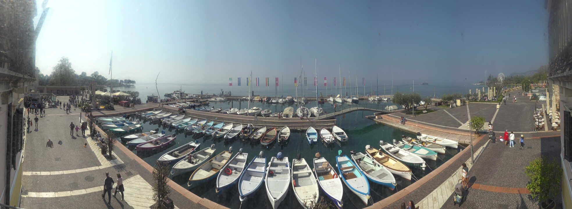 Archiv Foto Webcam Gardasee - Bardolino Hafen