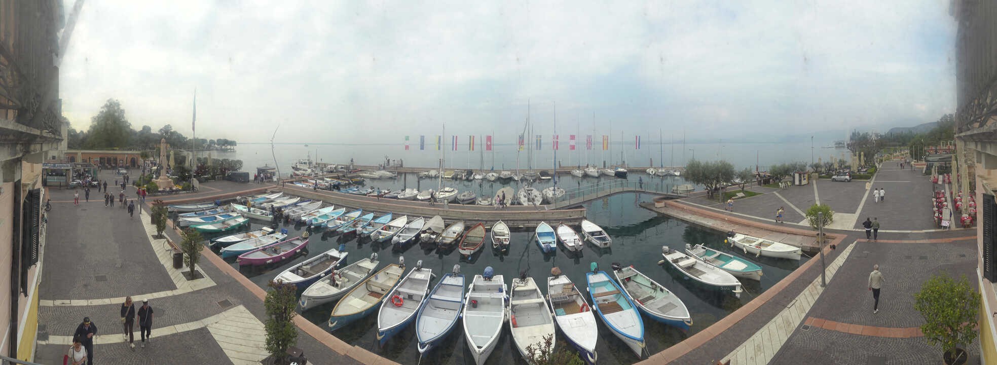 Archiv Foto Webcam Gardasee - Bardolino Hafen