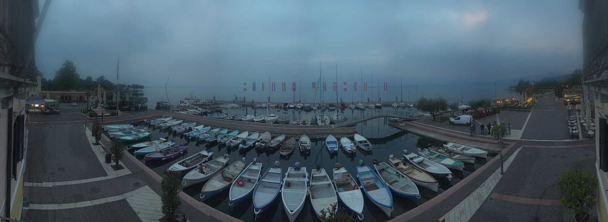 Archived image Webcam Lago di Garda - Harbour of Bardolino
