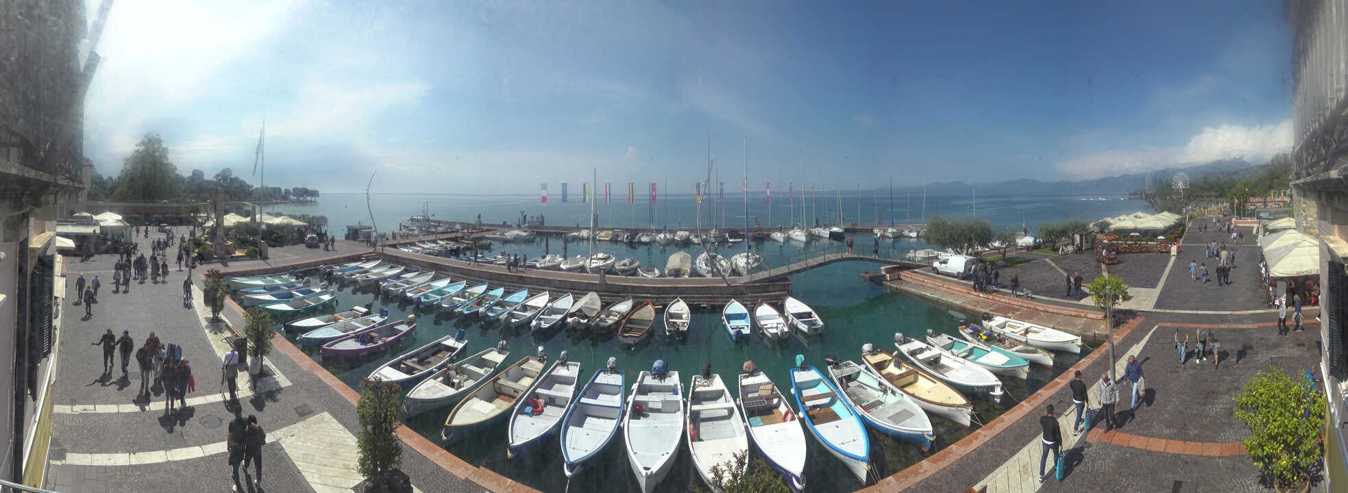 Archiv Foto Webcam Gardasee - Bardolino Hafen