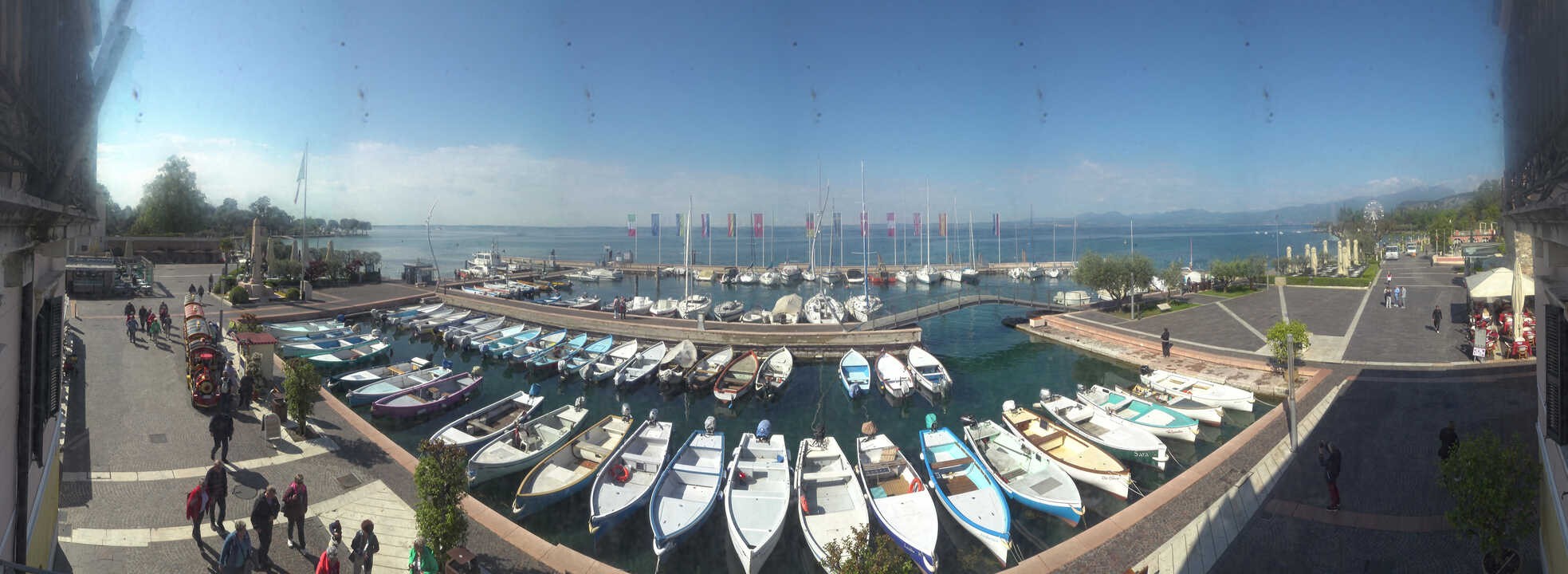 Archiv Foto Webcam Gardasee - Bardolino Hafen