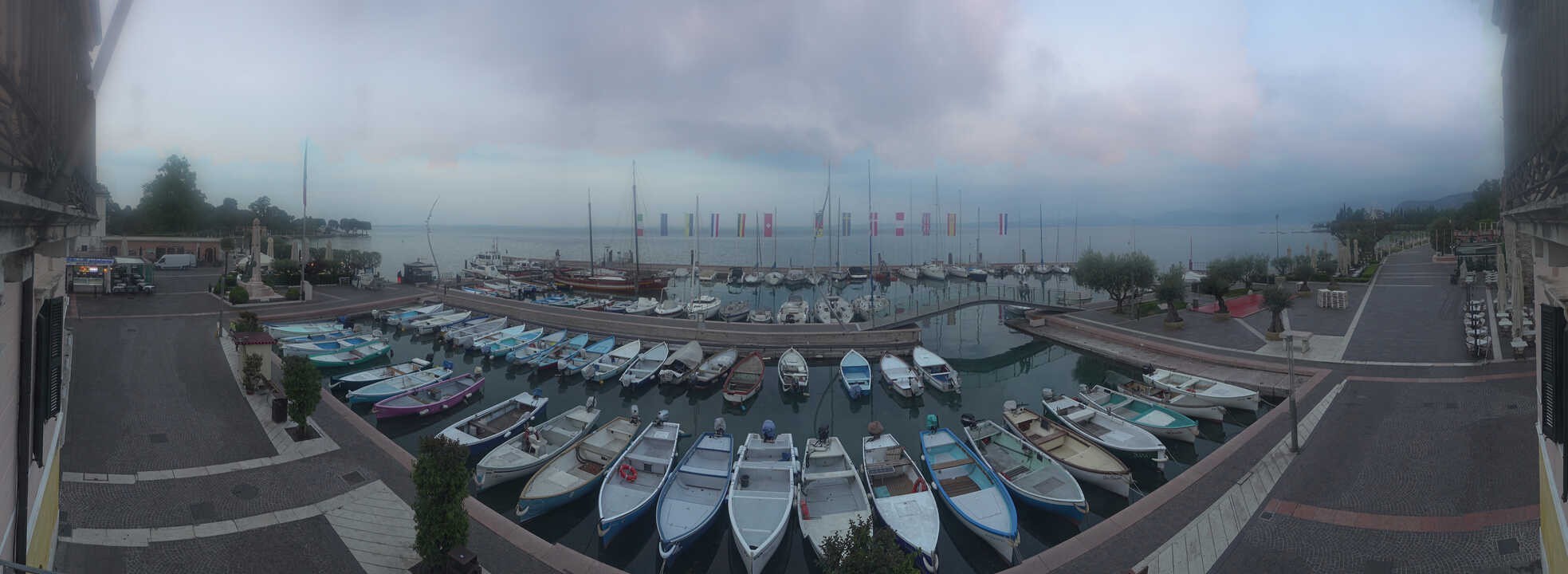 Archived image Webcam Lago di Garda - Harbour of Bardolino