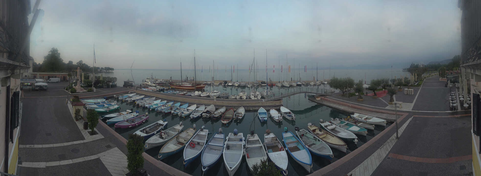 Archived image Webcam Lago di Garda - Harbour of Bardolino