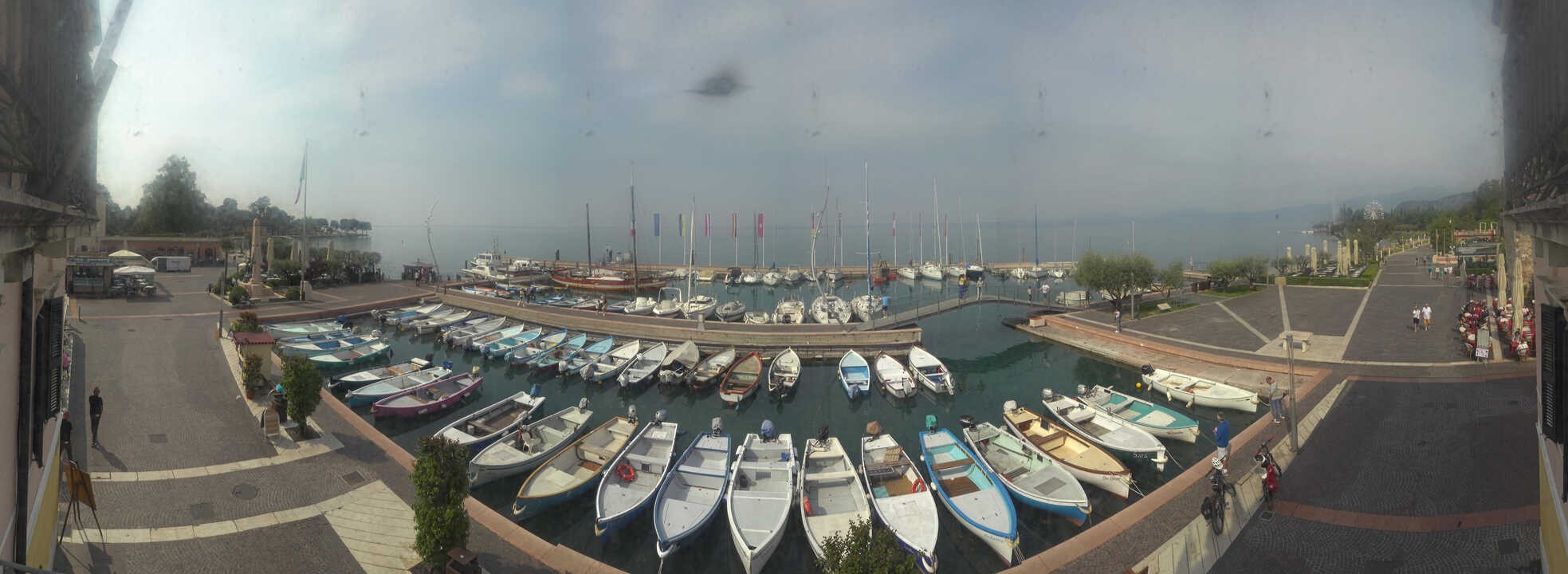 Archived image Webcam Lago di Garda - Harbour of Bardolino