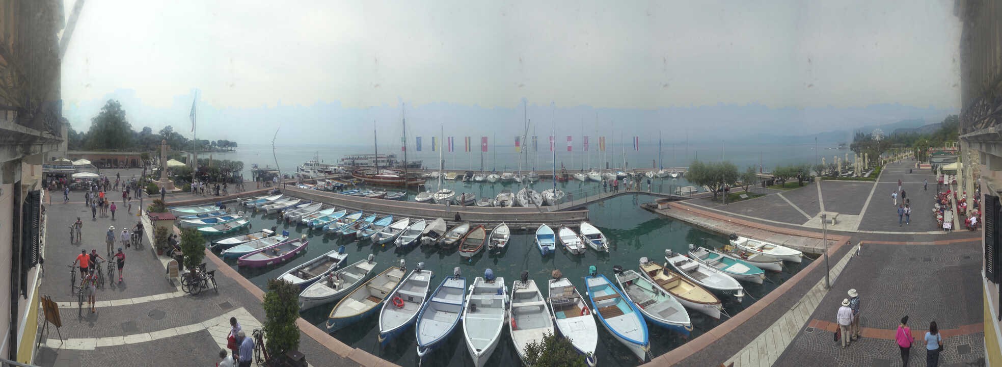 Archived image Webcam Lago di Garda - Harbour of Bardolino
