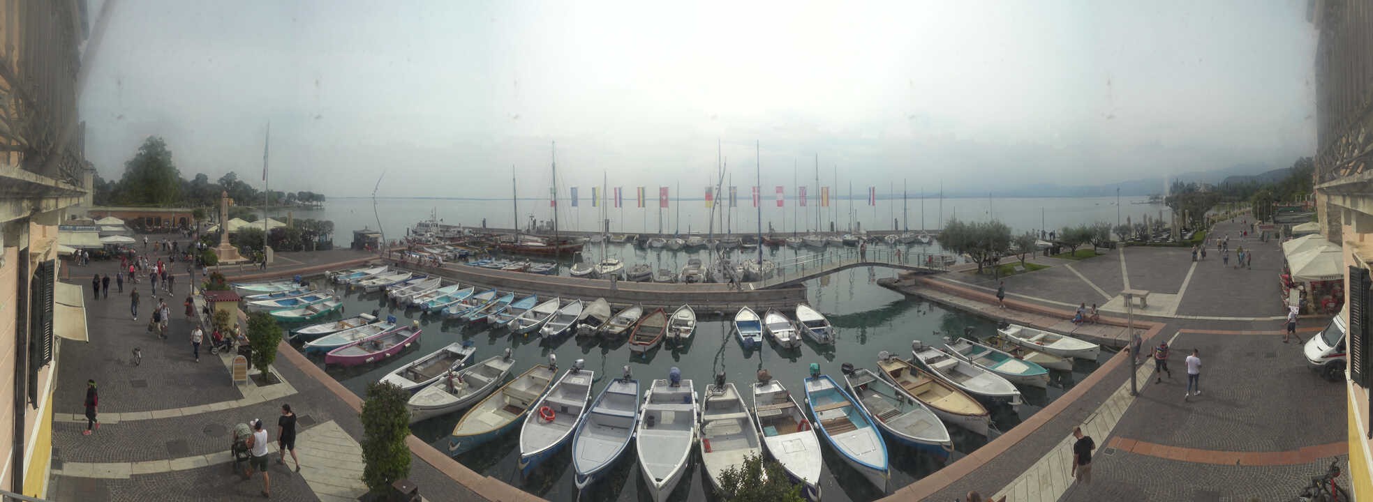 Archived image Webcam Lago di Garda - Harbour of Bardolino