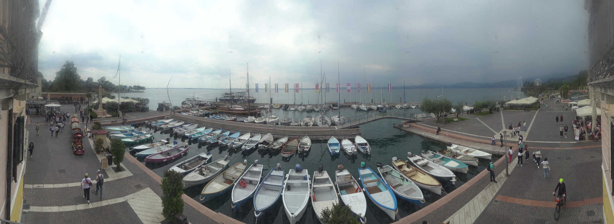 Archiv Foto Webcam Gardasee - Bardolino Hafen