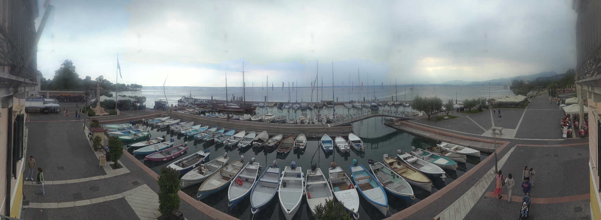 Archiv Foto Webcam Gardasee - Bardolino Hafen
